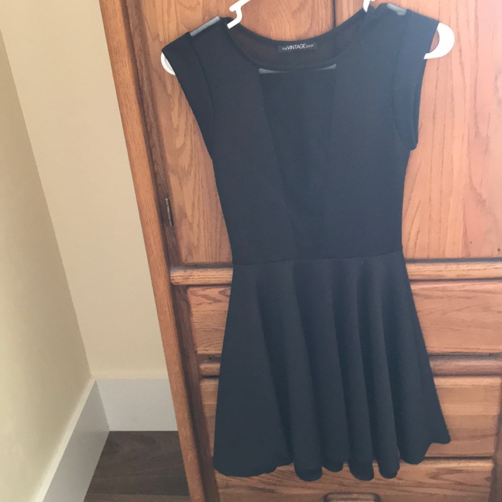 LBD (little black dress)